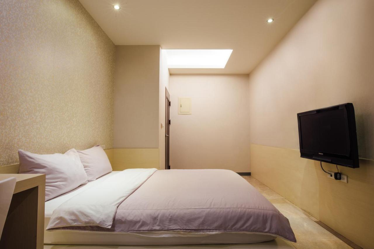 Mudanhouse Hotell Taipei Exteriör bild